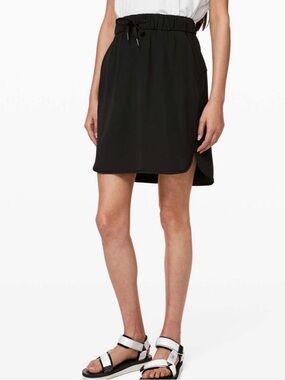 Lululemon “On The Fly Skirt” Women's 6 Black Performance Tennis Pickle Ball Golf